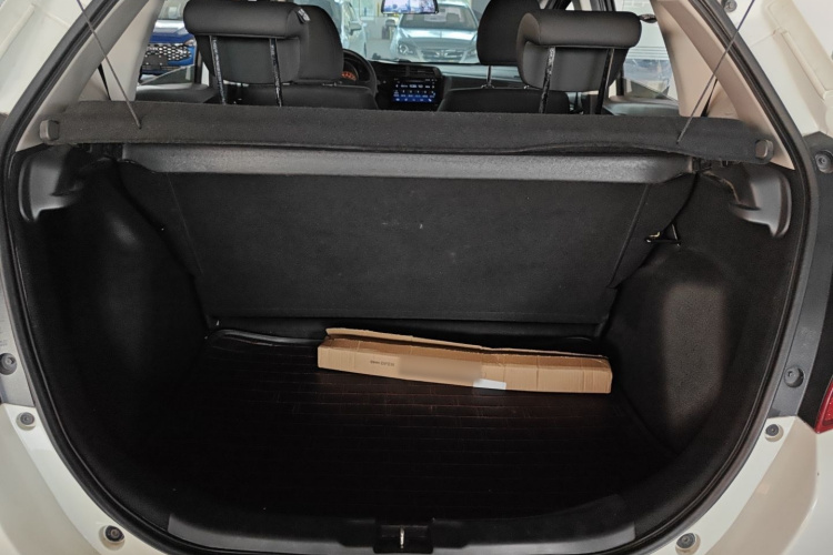 Honda Fit (Imported) 2020 #20 Honda Fit (Imported) 2020 immagine di auto #20