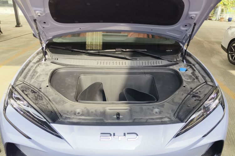 BYD Sea Lion 07 EV 2024 #20 BYD Sea Lion 07 EV 2024 car image #20