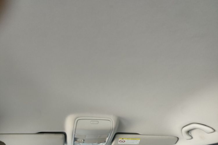 Skoda Yeti (Imported) 2014 car image #20