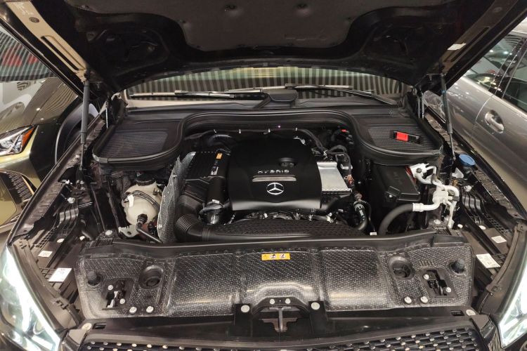 Mercedes-Benz GLE Class New Energy 2021 car image #20