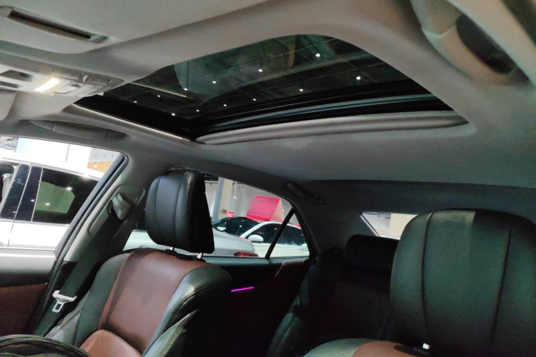 丰田 皇冠 2018 汽车图片 #20