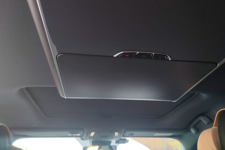 Toyota Sienna 2023 #20 Toyota Sienna 2023 car image #20