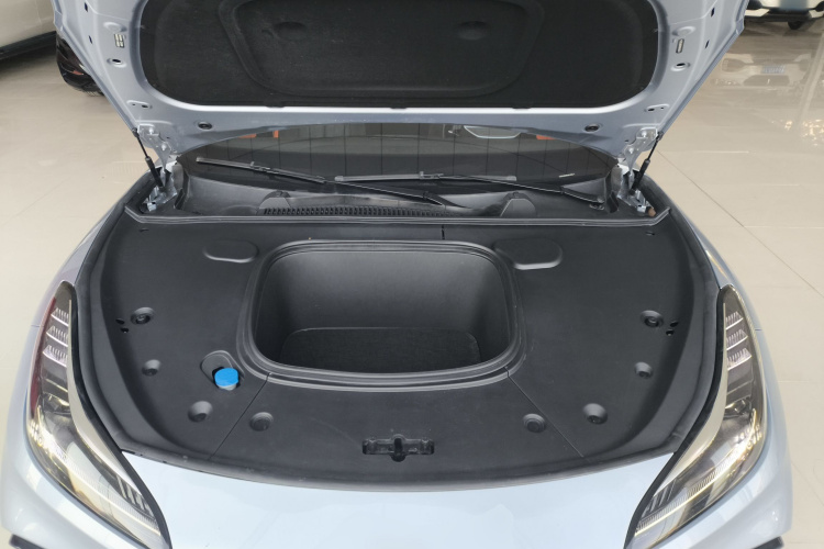 哪吒汽车 哪吒GT 2023 汽车图片 #20