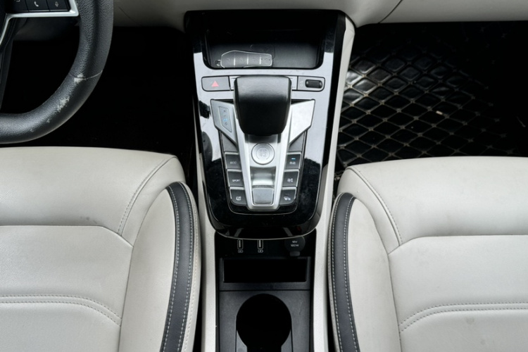 BYD Yuan 2021 car image #20