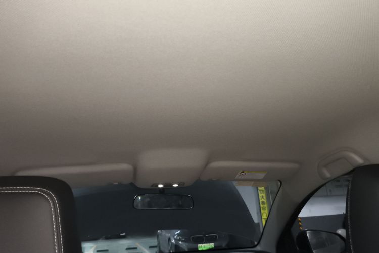 BYD e3 2020 immagine di auto #20