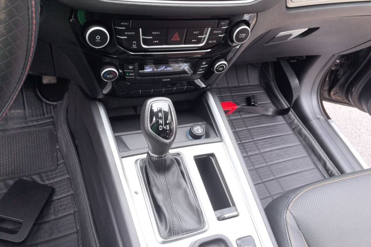 GEELY Vision X6 2017 car image #20