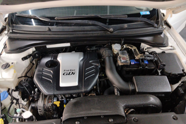 起亚 起亚K4 2016 汽车图片 #20