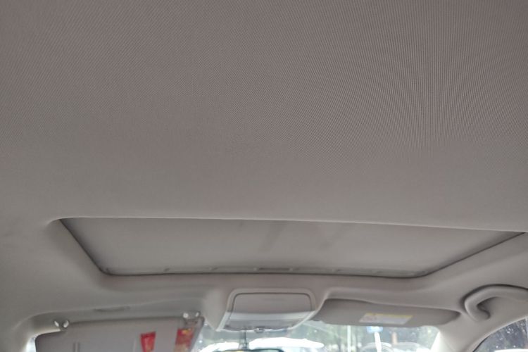 Volkswagen Sagitar 2018 immagine di auto #20