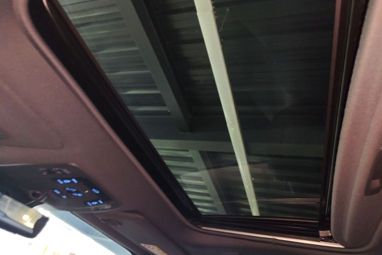 Toyota Sienna 2022 #20 Toyota Sienna 2022 car image #20