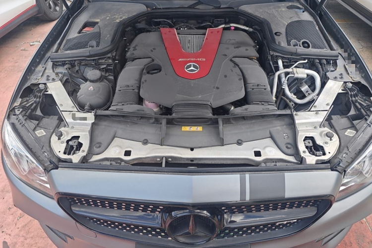 Mercedes-Benz E AMG 2018 immagine di auto #20