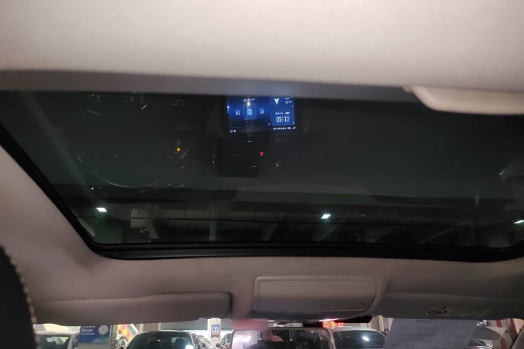 Volkswagen Lamando 2018 immagine di auto #20