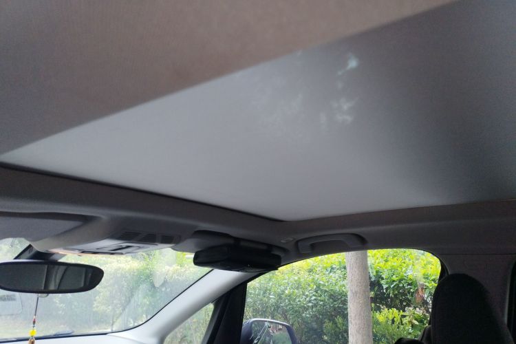 BMW 2 Series Tourer (Imported) 2016 immagine di auto #20