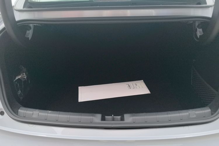 零跑汽车 零跑B01 2025 汽车图片 #20