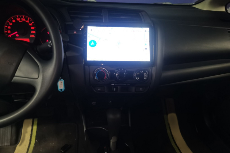 Honda Fit (Imported) 2019 car image #20