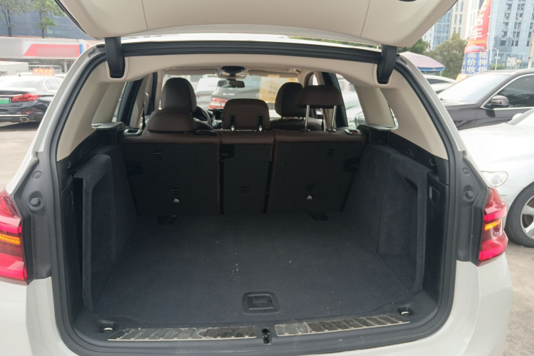 BMW iX3 2021 car image #20