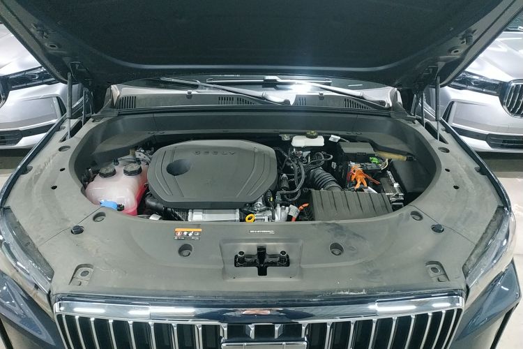 GEELY Monjaro MHEV 2025 #20 GEELY Monjaro MHEV 2025 car image #20