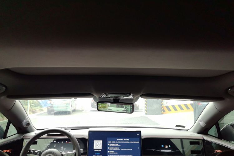 Denza Z9GT 2025 car image #20