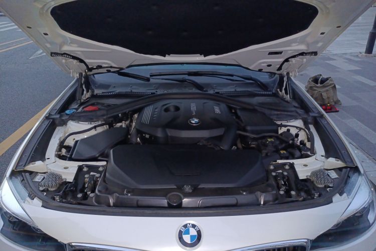 BMW 3 Series GT 2020 immagine di auto #20