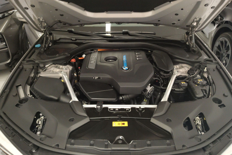 BMW M5 New Energy 2019 car image #20