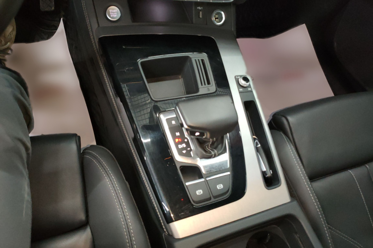 Audi Q5L Sportback 2021 car image #20