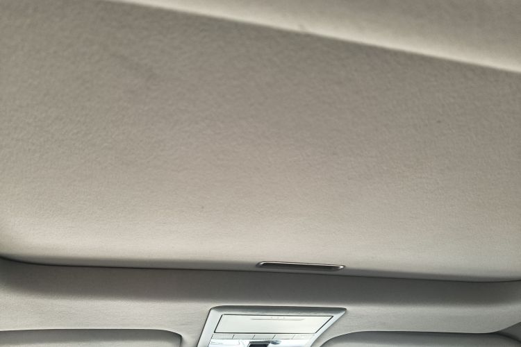 Chevrolet Captiva (Imported) 2017 car image #20