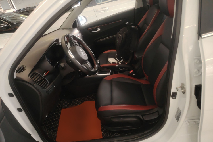 Kia Rio Cross 2018 صورة سيارة #20