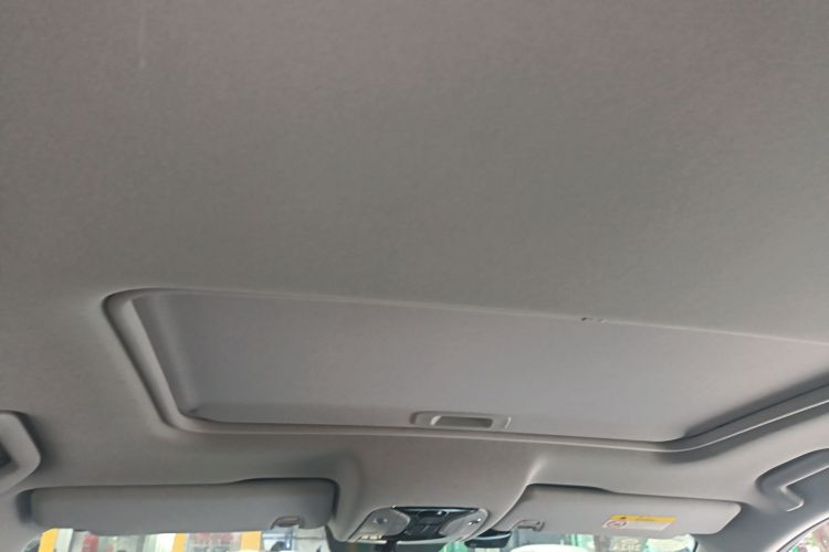 GAC Trumpchi GS7 2018 #20 GAC Trumpchi GS7 2018 car image #20