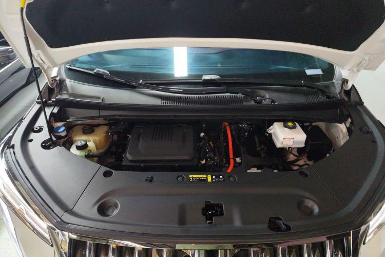 GAC Trumpchi M8 2023 #20 GAC Trumpchi M8 2023 car image #20