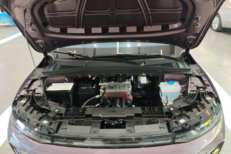 零跑汽车 零跑B01 2025 汽车图片 #20