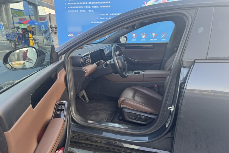 零跑汽车 零跑C01 2023 汽车图片 #20