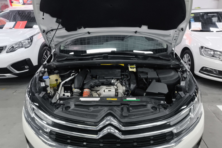 Citroen C4L 2016 image de voiture #20