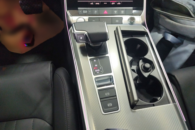 Audi A6L 2020 car image #20