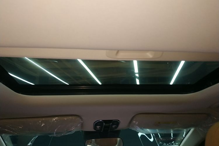 GAC Trumpchi E8 New Energy 2024 car image #20