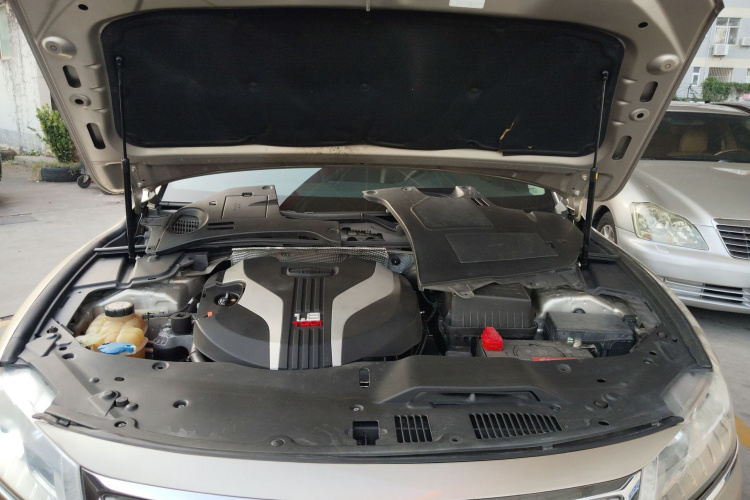 GEELY Ulion 2015 immagine di auto #20