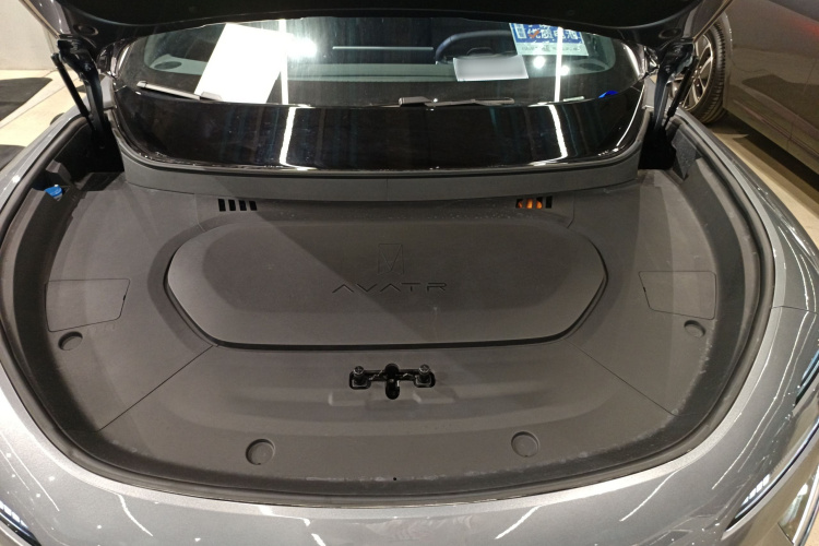 Avatr 07 2024 car image #20