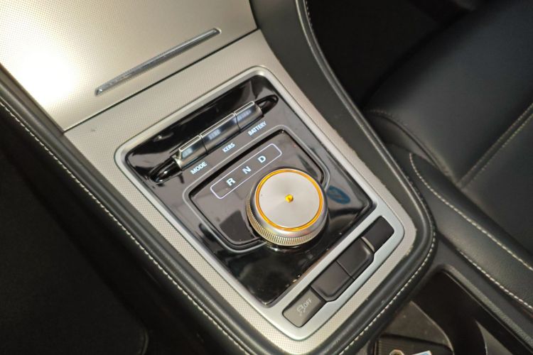 MG 6 New Energy 2018 car image #20