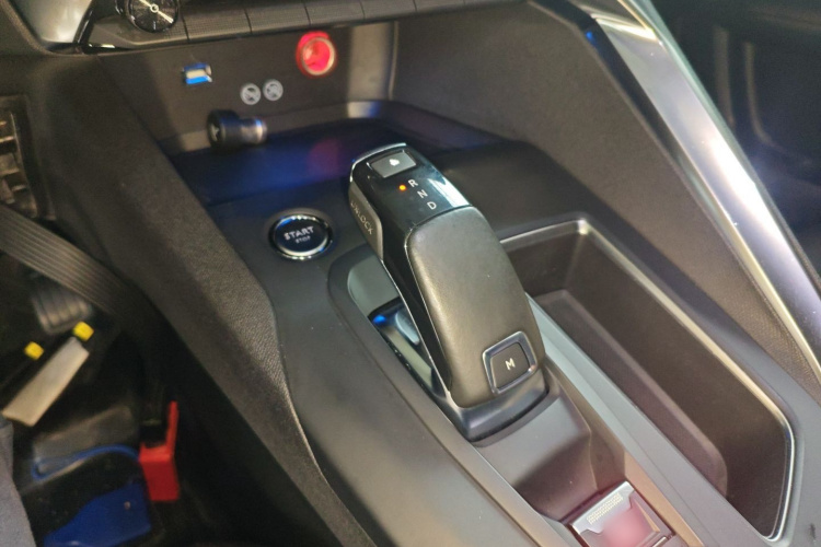 Peugeot 4008 2018 car image #20