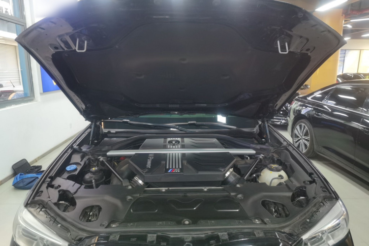 BMW X4 M 2021 car image #20