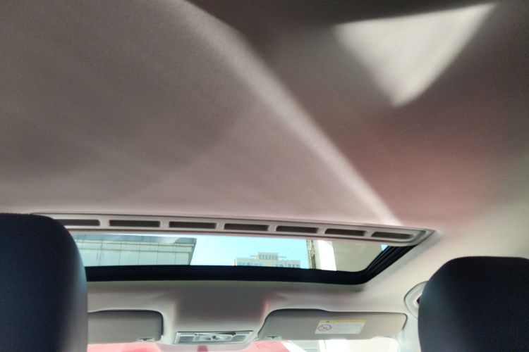 Skoda Rapid Spaceback 2016 immagine di auto #20