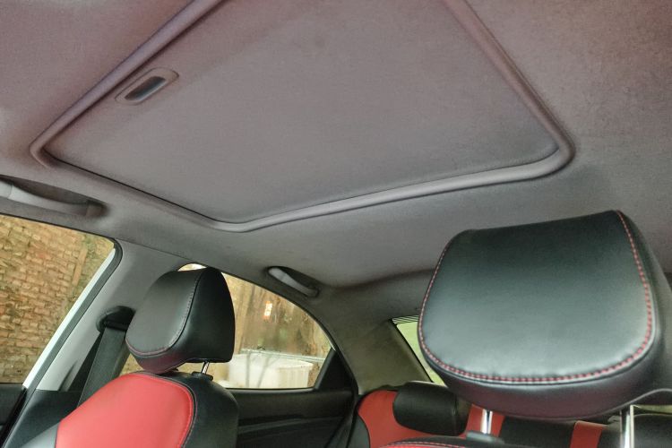 Hyundai Reina 2018 car image #20