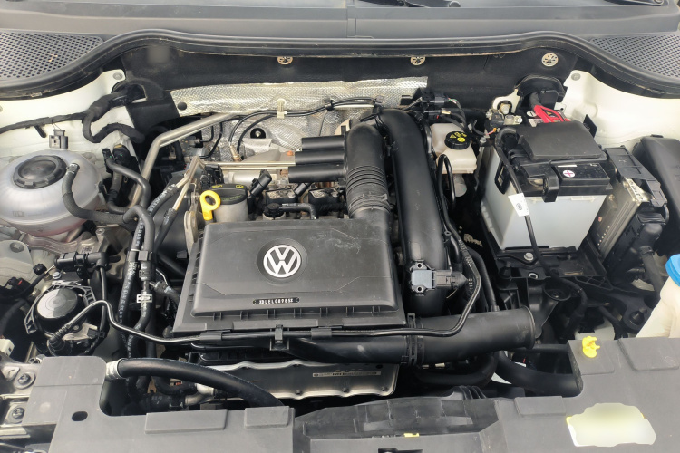 VS5 2023 car image #20