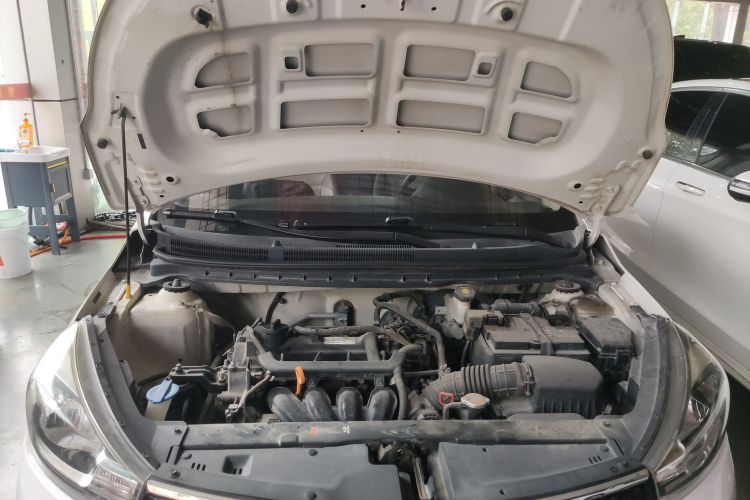 起亚 焕驰 2018 汽车图片 #20