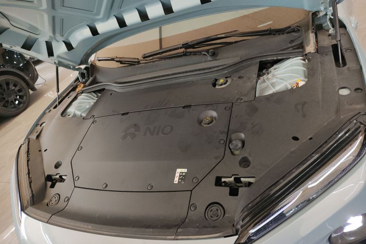 NIO ET5 2023 car image #20