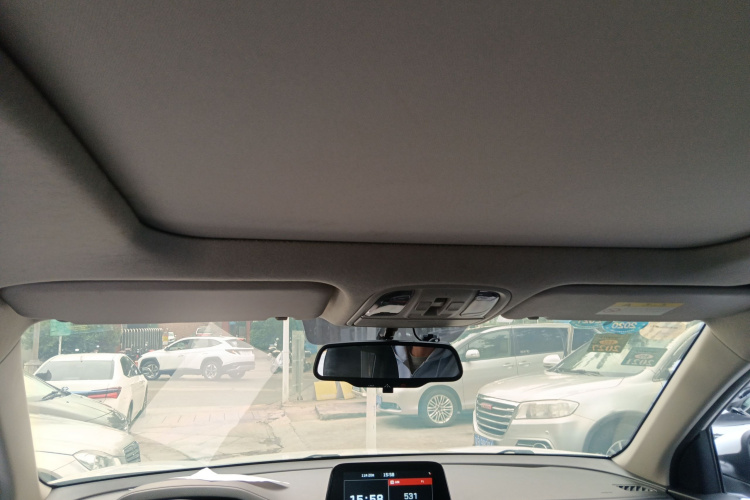 起亚 智跑 2018 汽车图片 #20