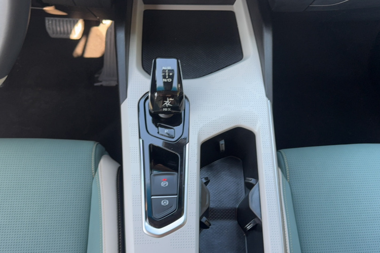 GEELY Emgrand L 2022 #20 GEELY Emgrand L 2022 car image #20