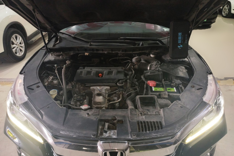Honda Accord 2018 image de voiture #20