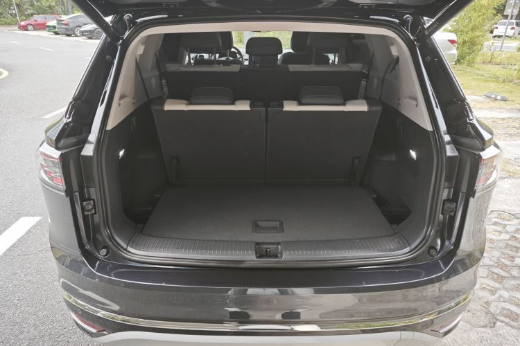 Volkswagen ID.6 Crozz 2021 #20 Volkswagen ID.6 Crozz 2021 car image #20