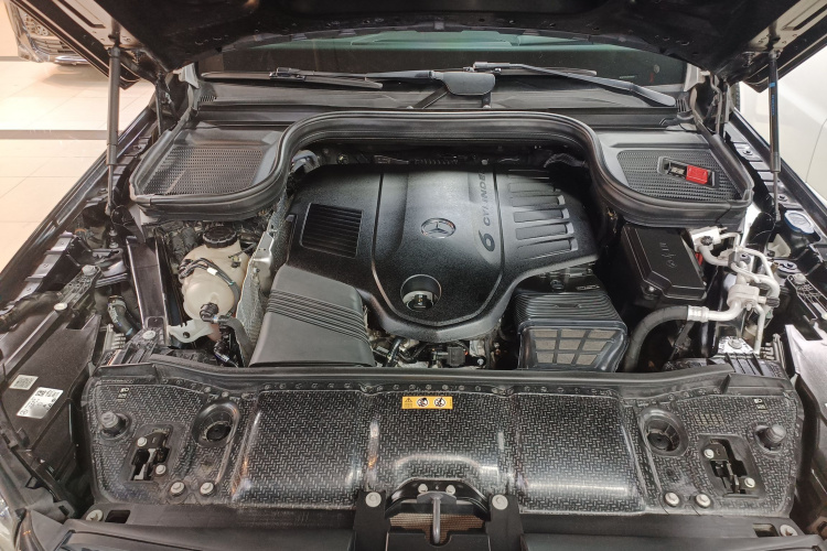 Mercedes-Benz GLS Class 2021 car image #20