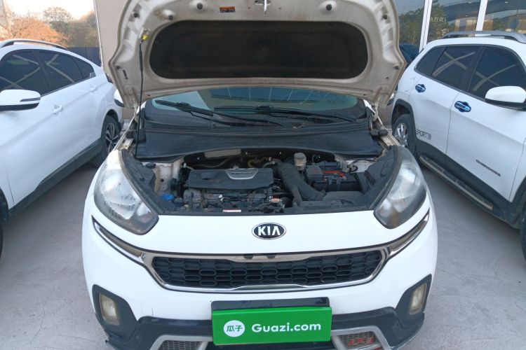 Kia Stonic 2016 #20 Kia Stonic 2016 car image #20