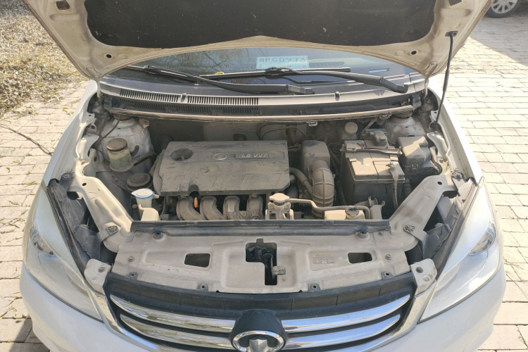 Great Wall C30 2015 car image #20